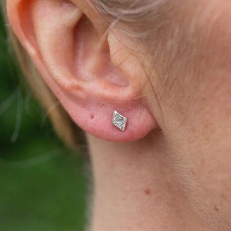 Diamind Studs 1 Diamind Studs 1