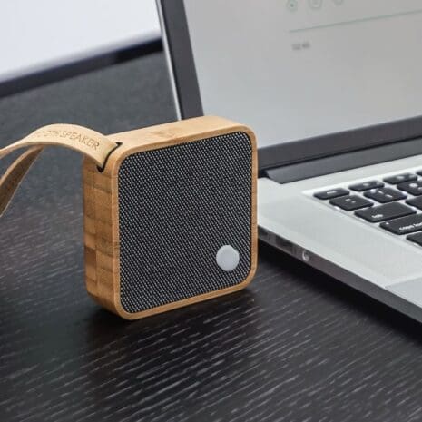 Gingko-Bamboo-Mi-Square-Bluetooth-Speaker04