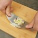 CU281_FISH-GARLIC-PRESS_ACTION_2_480x480